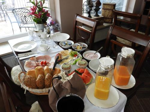 Їжа та напої, Hotel Villa Schneverdingen in Шневердінген Їжа та напої, Hotel Villa Schneverdingen in Шневердінген