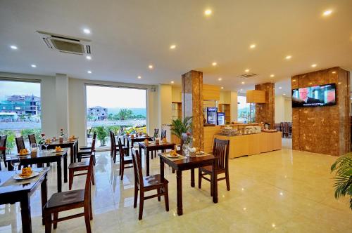 Restaurant, Rigel Hotel in Nha Trang Restaurant, Rigel Hotel in Nha Trang
