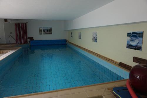 Kolam renang, Hotel Garni Liberia in Oberstdorf Kolam renang, Hotel Garni Liberia in Oberstdorf