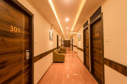 Entrance, Hotel BKC Inn Near Trade Centre, Visa Consulate in Bandra Kurla Complex Entrance, Hotel BKC Inn Near Trade Centre, Visa Consulate in Bandra Kurla Complex