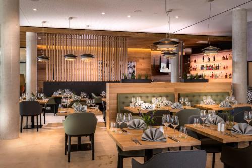 Restaurante, Hotel Melchior Park in Wurzburg Restaurante, Hotel Melchior Park in Wurzburg