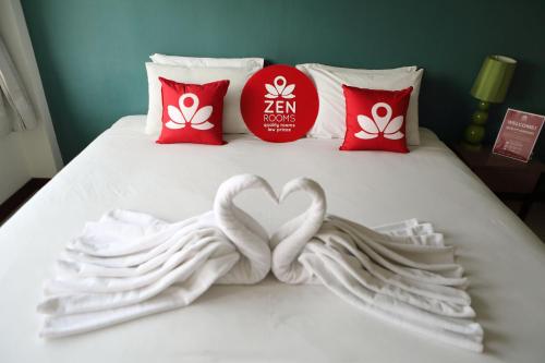 This photo about ZEN Rooms Thappraya Road shared on HyHotel.com