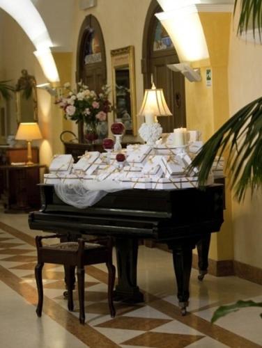 This photo about Olimpus shared on HyHotel.com