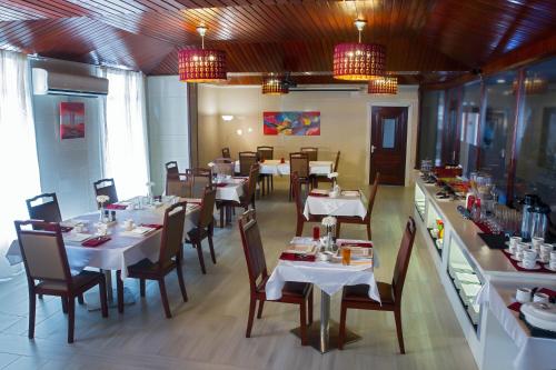 Food and beverages, Hotel Palacio in Paramaribo Food and beverages, Hotel Palacio in Paramaribo