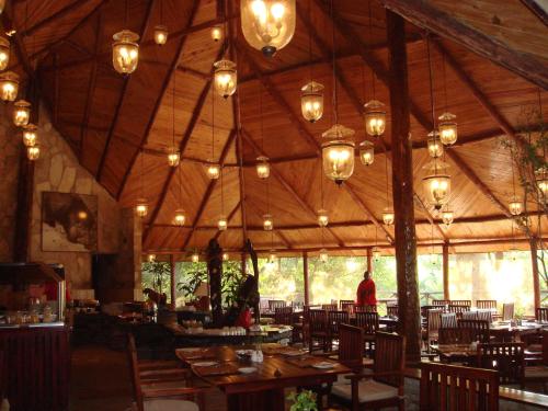 מסעדה, Fig Tree Camp - Maasai Mara in Narok מסעדה, Fig Tree Camp - Maasai Mara in Narok