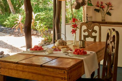 Playa Negra Surf Lodge in Los Pargos Playa Negra Surf Lodge in Los Pargos