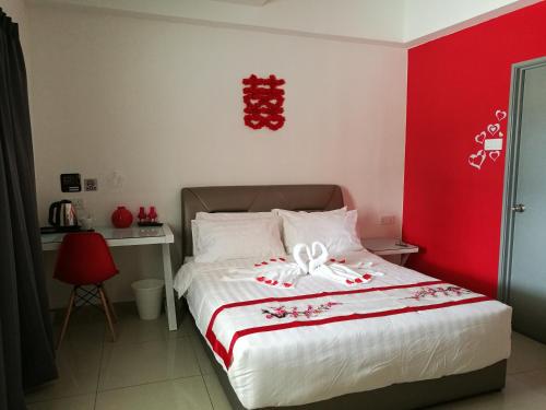 This photo about D' Cozy Inn shared on HyHotel.com