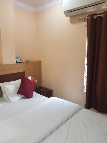 This photo about Hotel Simla shared on HyHotel.com