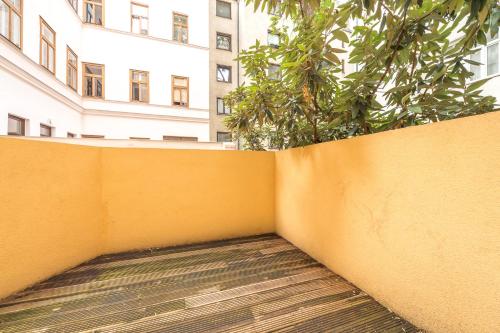 This photo about Goldfisch Apartment am Augartenpark shared on HyHotel.com