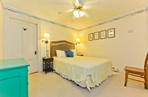 This photo about The Elmhurst Inn shared on HyHotel.com