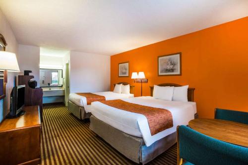 Howard Johnson by Wyndham Panama City in Panama City (FL) Howard Johnson by Wyndham Panama City in Panama City (FL)