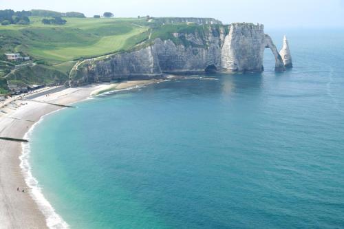 Nearby attraction, Les nids des falaises in Saint-Jouin-Bruneval Nearby attraction, Les nids des falaises in Saint-Jouin-Bruneval