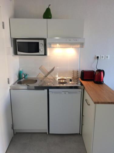 This photo about Residence Esterazur shared on HyHotel.com