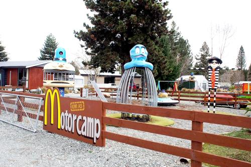 Parque infantil, Lake Ruataniwha Holiday Park in Twizel Parque infantil, Lake Ruataniwha Holiday Park in Twizel