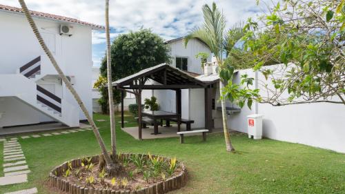 Kert, Gentil Hotel in Ingleses Kert, Gentil Hotel in Ingleses