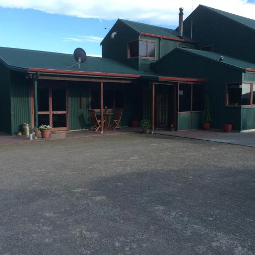 FAULKNOR on Shanley B&B