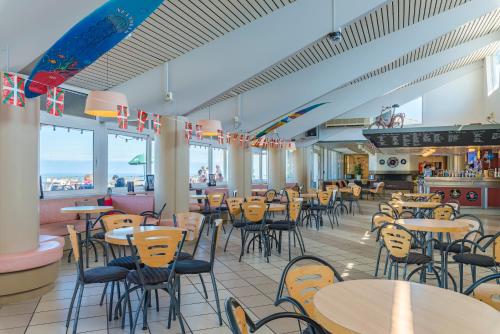 Bar/lounge, Village Vacances Azureva Anglet in Anglet Bar/lounge, Village Vacances Azureva Anglet in Anglet