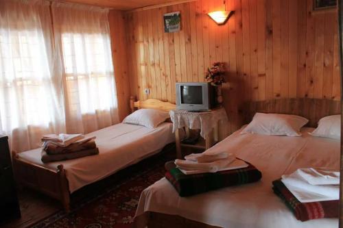 Guest House Polah Ot Minaloto in Žeravna Guest House Polah Ot Minaloto in Žeravna