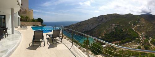 Villa Priscilla in วิลลาโจโยซา Villa Priscilla in วิลลาโจโยซา
