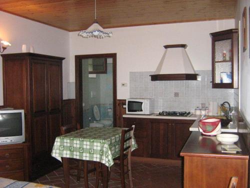 This photo about Country House Il Tiglio shared on HyHotel.com