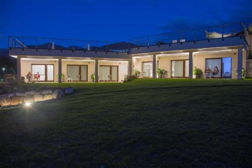 Вхід, Villa La Rosa B&B in Белажіо Вхід, Villa La Rosa B&B in Белажіо
