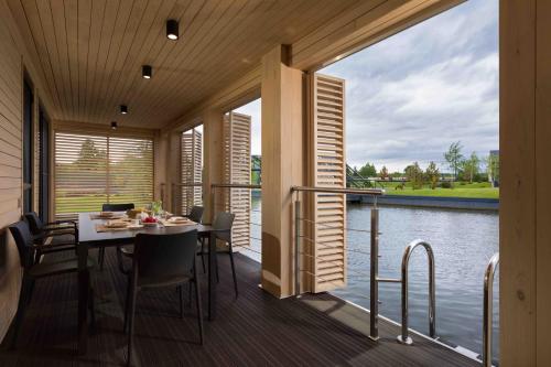 Kilátás, Selfish Club in Knyazhychi Kilátás, Selfish Club in Knyazhychi