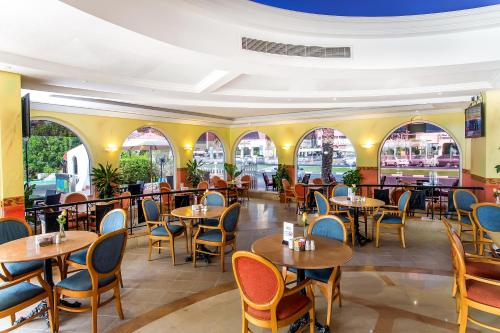 Food and beverages, Marbella Resort in Sharjah Food and beverages, Marbella Resort in Sharjah