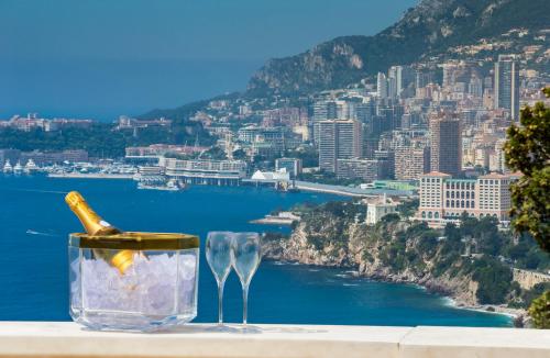 View, Luxurious Villa Overlooking Monaco in Menton View, Luxurious Villa Overlooking Monaco in Menton