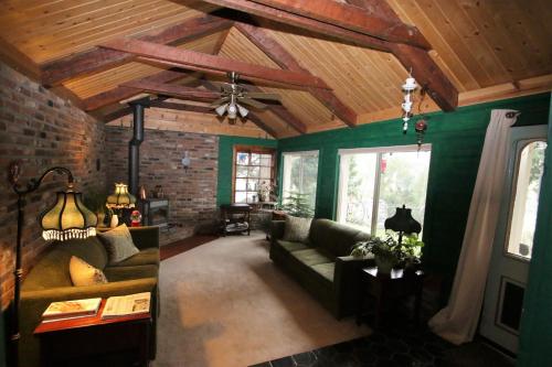 在meiguo.com看到的Skye Cottage Bed & Breakfast的介绍图片