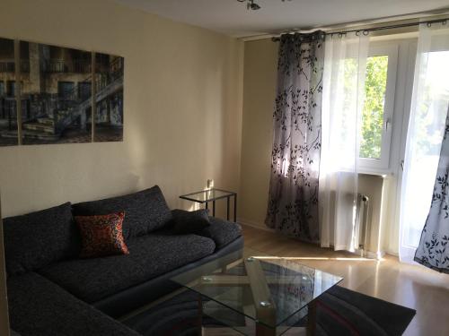 A&H Apartment in Oberhausen City Center A&H Apartment in Oberhausen City Center