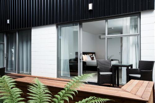 Balcony/terrace, The Metrotel in New Plymouth CBD Balcony/terrace, The Metrotel in New Plymouth CBD