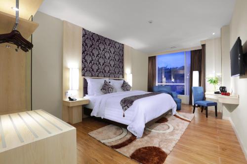 Aston Batam Hotel and Residence in Otok Batam Aston Batam Hotel and Residence in Otok Batam