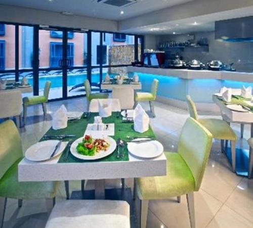 Restaurante, The Wheatbaker Hotel in Lagos Restaurante, The Wheatbaker Hotel in Lagos