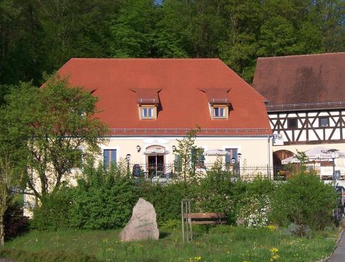 Entrance, Alter Pfarrhof in Wernberg-Koblitz Entrance, Alter Pfarrhof in Wernberg-Koblitz