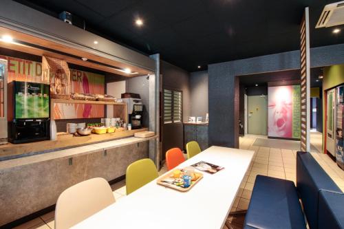 Food and beverages, Ibis budget Perigueux in Perigueux Town Center Food and beverages, Ibis budget Perigueux in Perigueux Town Center