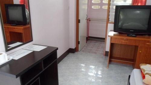 This photo about Puangchompoo Place shared on HyHotel.com