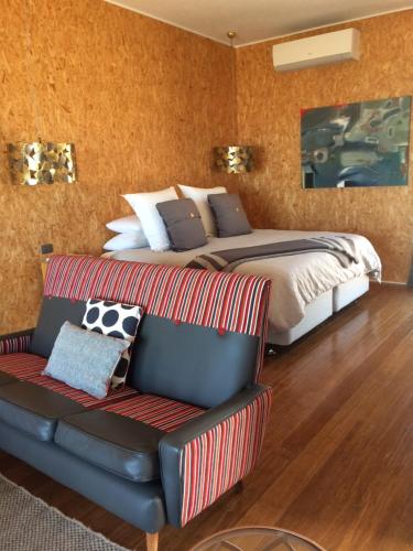 This photo about Perlubie Sea shared on HyHotel.com