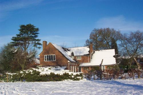 Pohled zvenku, Mayertorne Cottage in Wendover Pohled zvenku, Mayertorne Cottage in Wendover