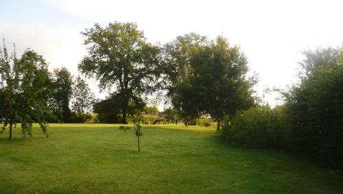 Bed & Breakfast - Maison de Marie in Messimy-sur-Saone Bed & Breakfast - Maison de Marie in Messimy-sur-Saone