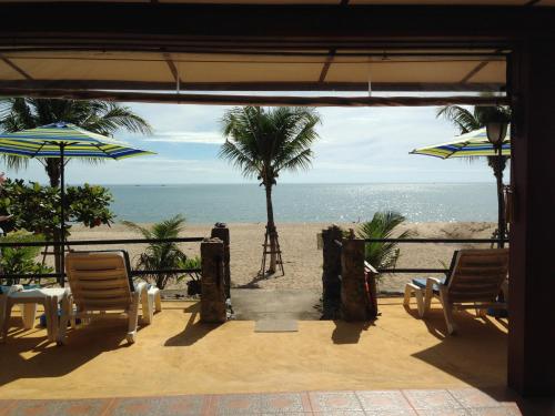 Sea Breeze House, Naiplao Beach, Khanom Sea Breeze House, Naiplao Beach, Khanom