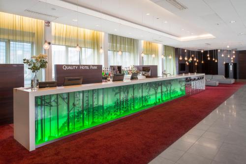 Vestíbulo, Quality Hotel Park Sodertalje City in Sodertalje Vestíbulo, Quality Hotel Park Sodertalje City in Sodertalje