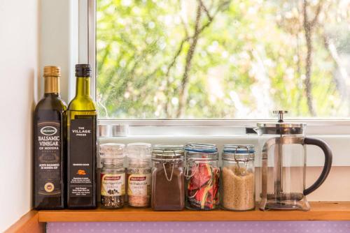 Facilities, Palm Beach Bungalows in Palm Beach Facilities, Palm Beach Bungalows in Palm Beach