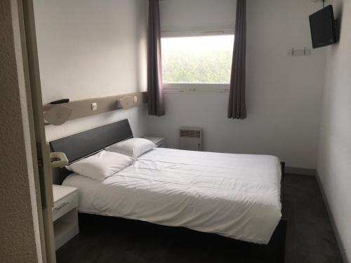 This photo about Hotel Mervil Airport shared on HyHotel.com