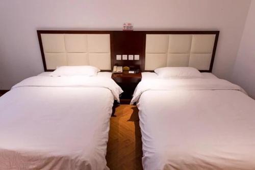 This photo about Tianjin Yuetan Business Hotel shared on HyHotel.com