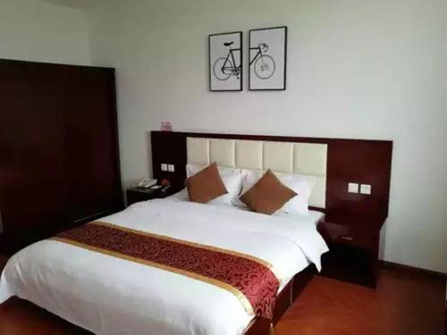This photo about Tianjin Yuetan Business Hotel shared on HyHotel.com