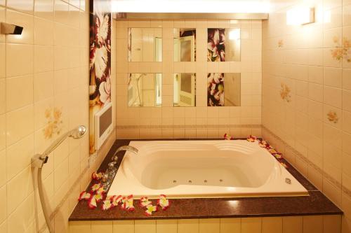 Bathroom, Hotel Venus Neo - Adult Only in Chikusa Bathroom, Hotel Venus Neo - Adult Only in Chikusa