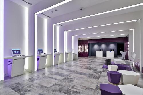 Lobby, YOTEL Singapore Orchard Road near Gleneagles Hospital Lobby, YOTEL Singapore Orchard Road near Gleneagles Hospital