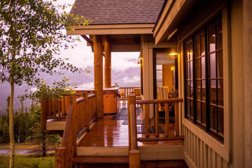 在meiguo.com看到的Moonlight Mountain Home 1的介绍图片