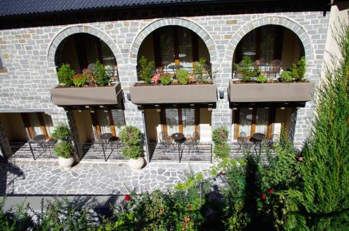 This photo about Hotel La Munte Mountain Resort shared on HyHotel.com