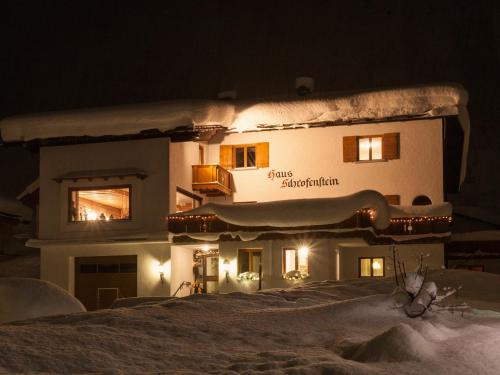 Bejárat, Haus Schrofenstein in Lech Városközpont Bejárat, Haus Schrofenstein in Lech Városközpont